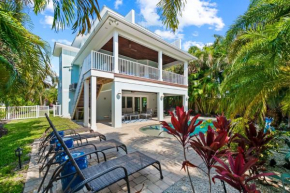 Sunsets on Carissa - Lovely Island Home wPool Sunset Views Ping Pong 5 Min Walk to Beach